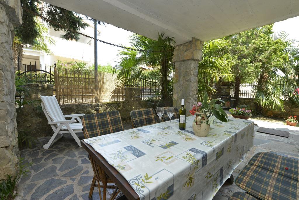 Villa Funtana Exterior photo