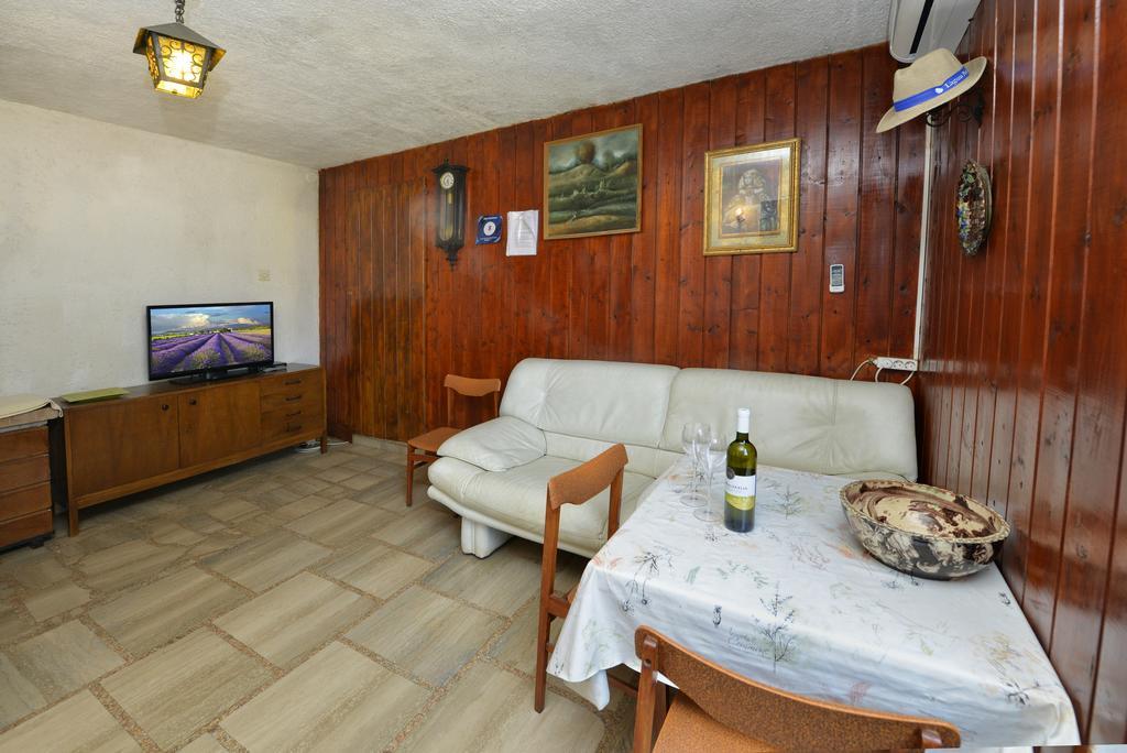 Villa Funtana Exterior photo